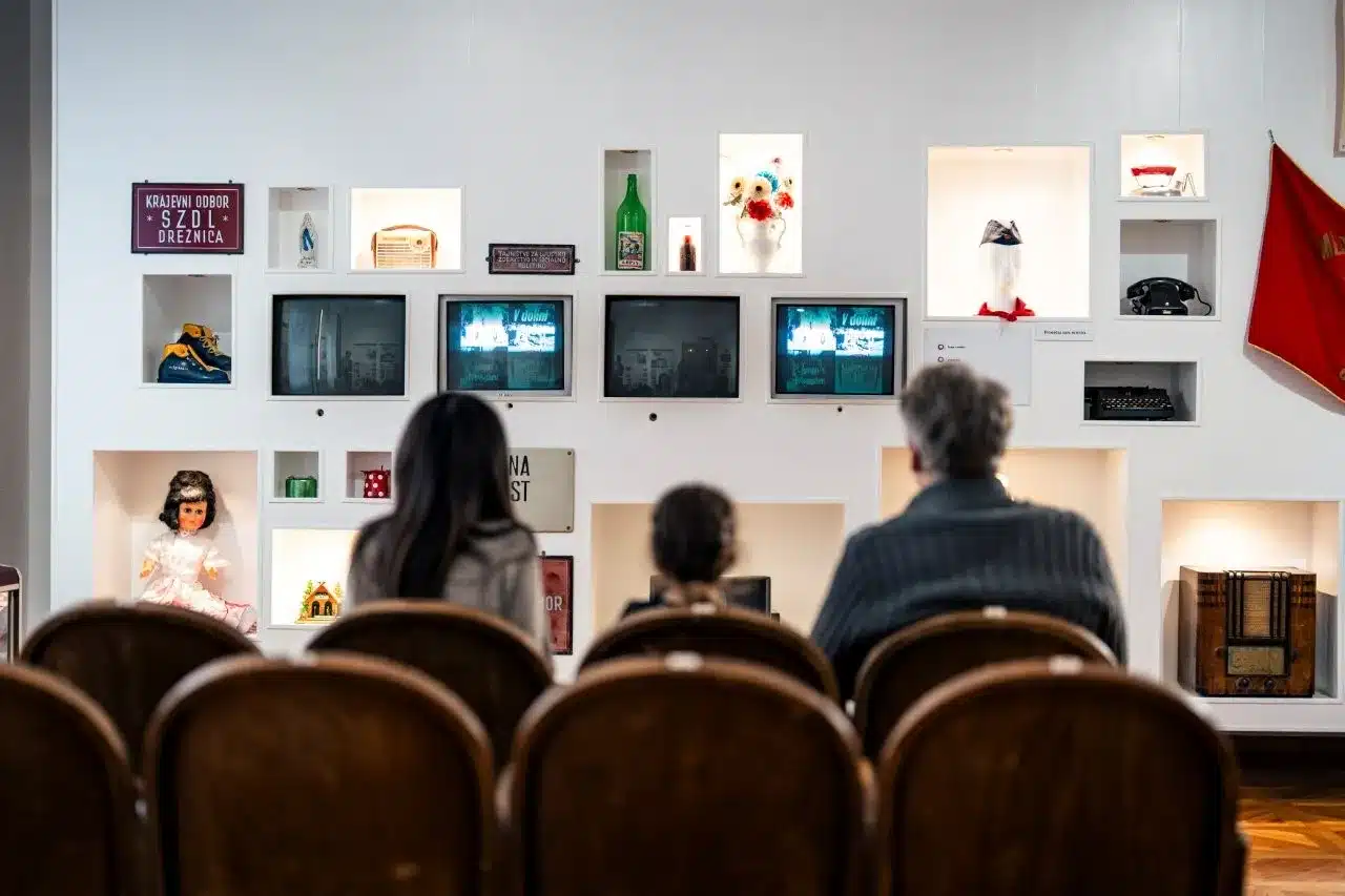 Tolmin musuem video presentations