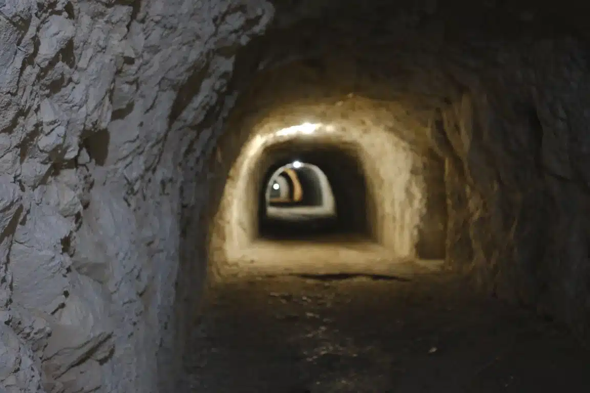 FortKluže_socavalley.com07 Access tunnel to Fort Hermann